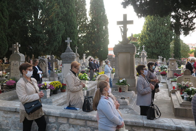 20 Svi sveti Bon 26