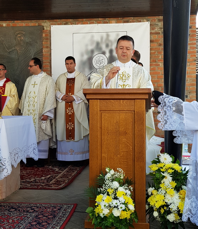 Mlada don josip 09